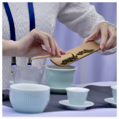 老人说2025年“双春国六月,青蛇送财来”关于2025年立春